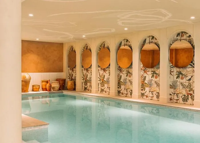 Bloom House Hôtel&SPA